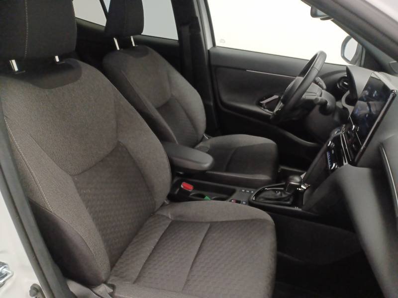 Toyota Yaris - Photo 12
