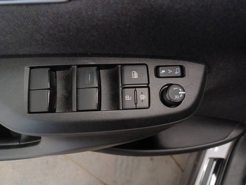 Toyota Yaris - Photo 14