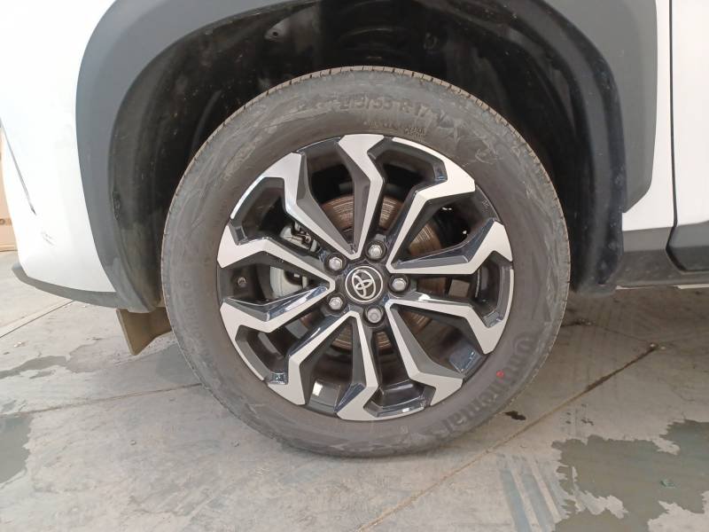 Toyota Yaris - Photo 9