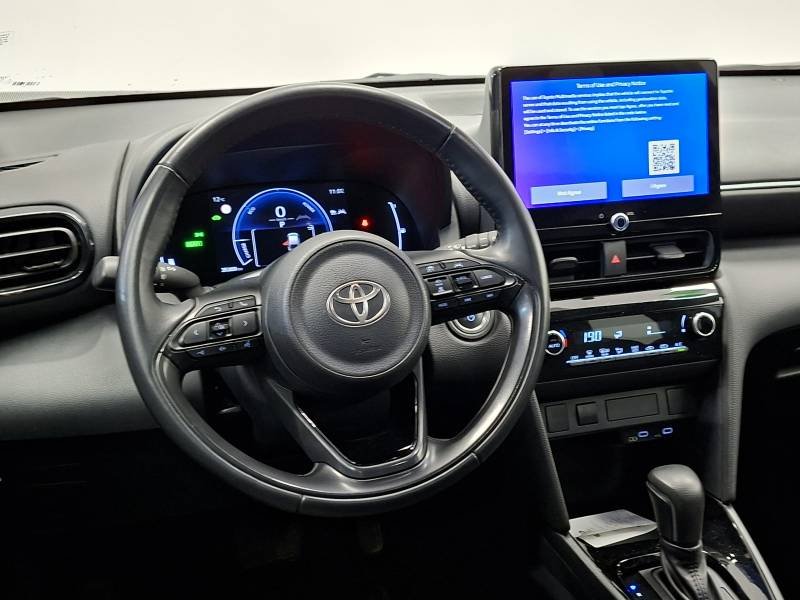 Toyota Yaris - Photo 11