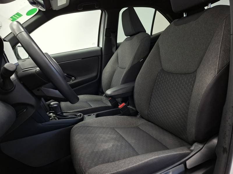 Toyota Yaris - Photo 16