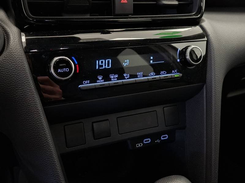 Toyota Yaris - Photo 25