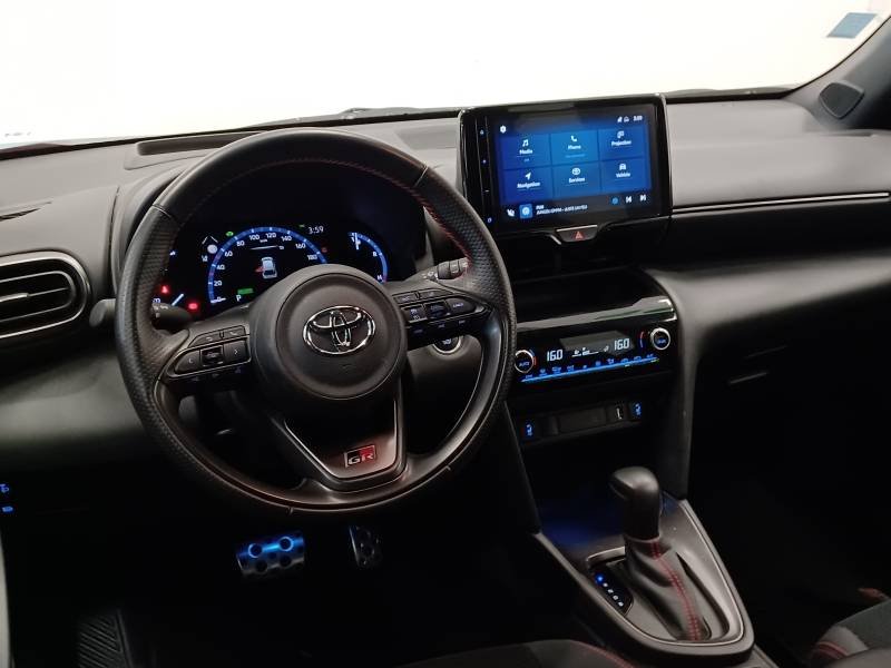 Toyota Yaris - Photo 11