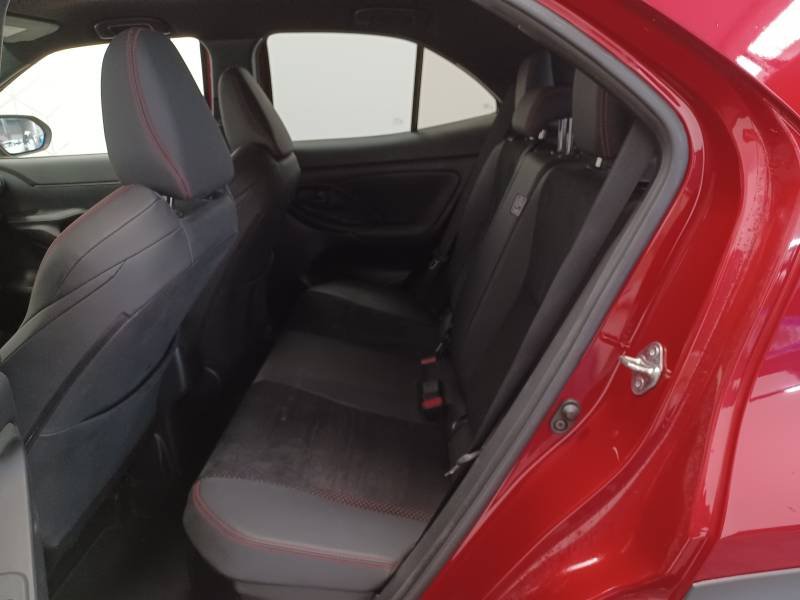 Toyota Yaris - Photo 13