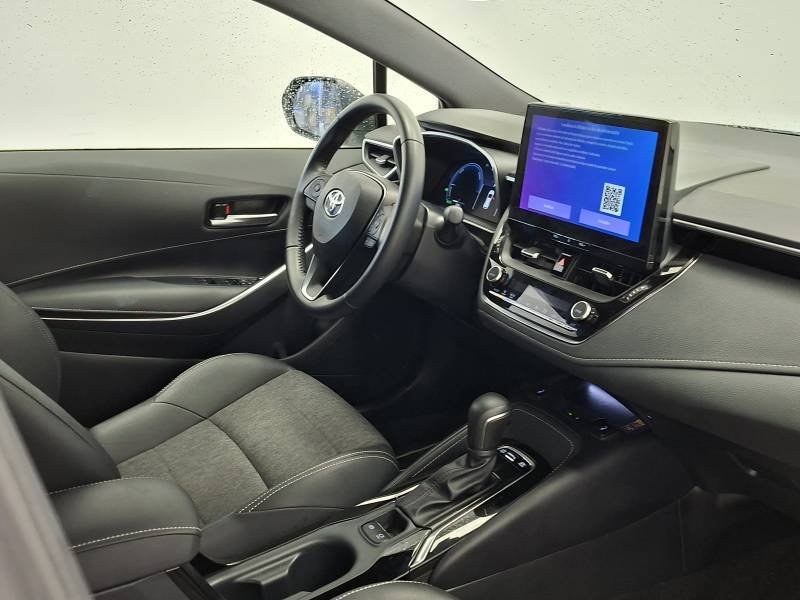 Toyota Corolla - Photo 12