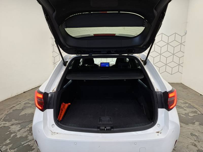 Toyota Corolla - Photo 14