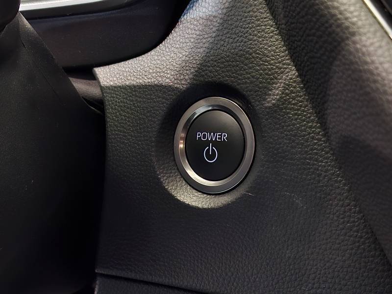 Toyota Corolla - Photo 29
