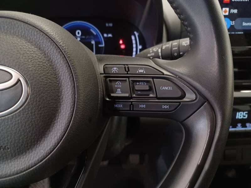 Toyota Yaris - Photo 18