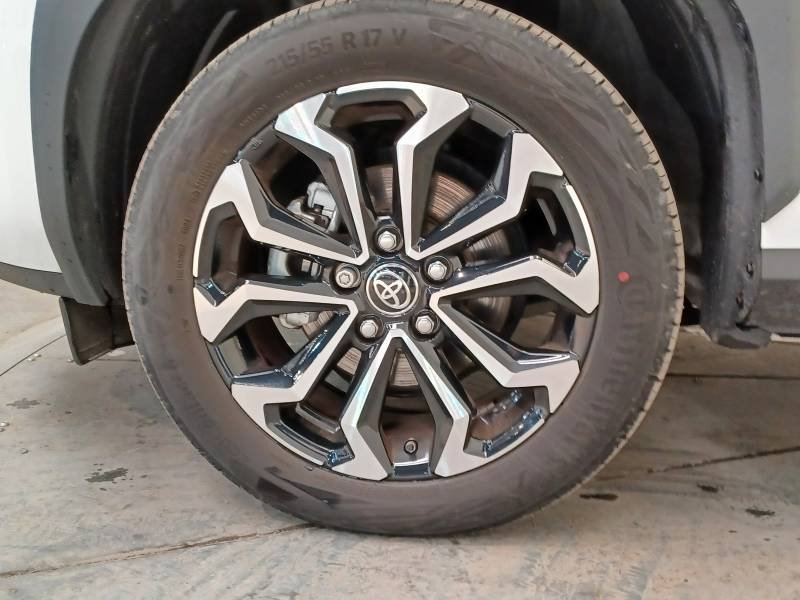 Toyota Yaris - Photo 9