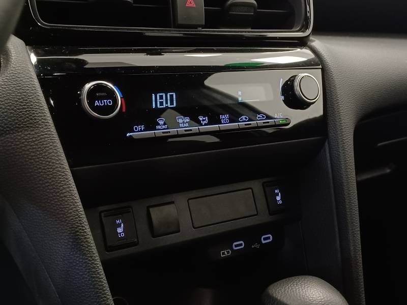 Toyota Yaris - Photo 21