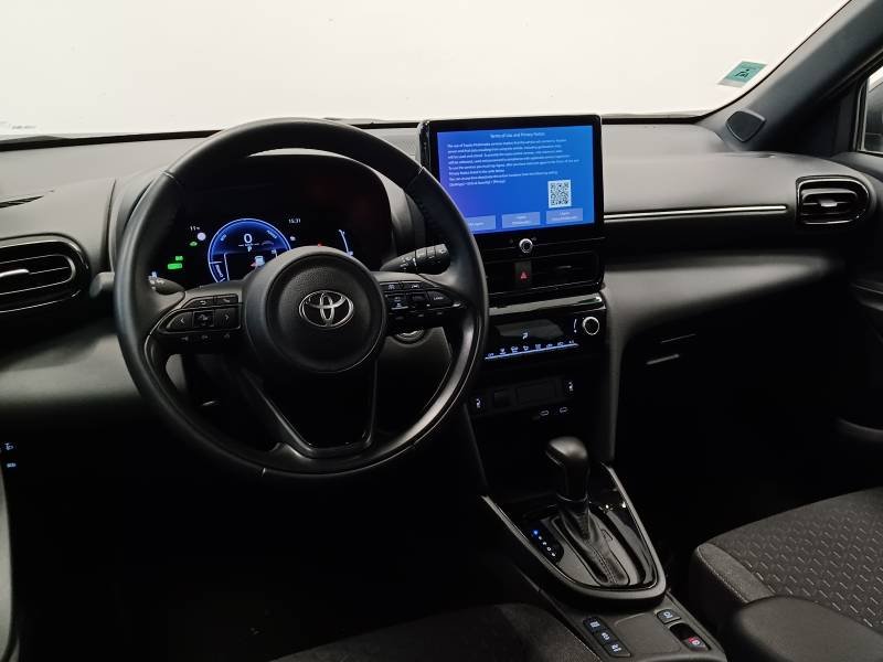 Toyota Yaris - Photo 11