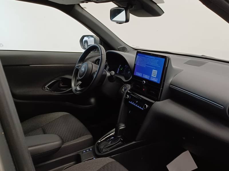 Toyota Yaris - Photo 12