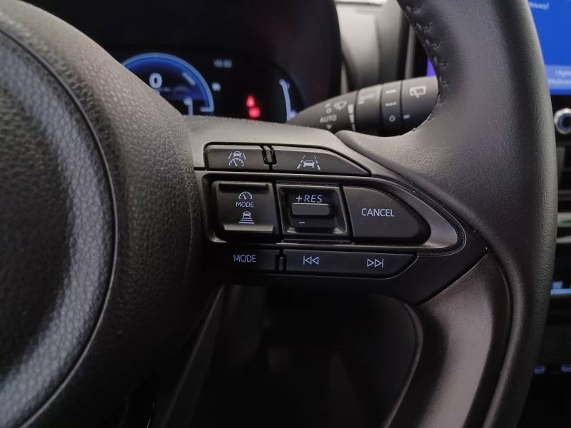 Toyota Yaris - Photo 18