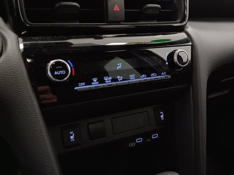 Toyota Yaris - Photo 25