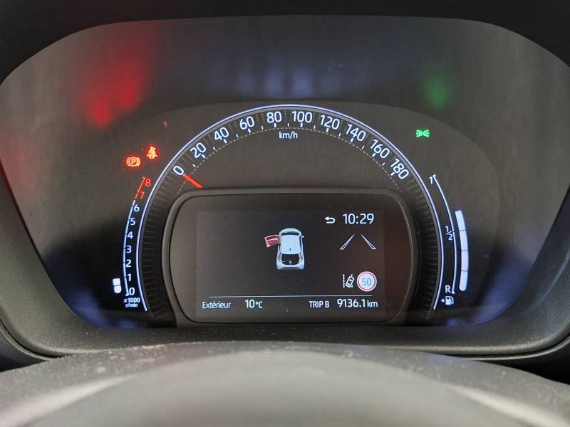 Toyota aygo x - Photo 24