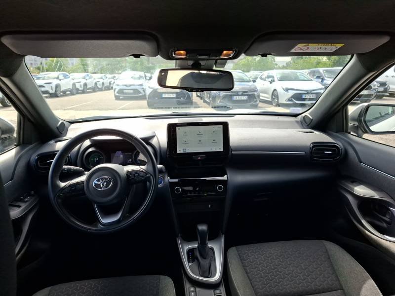 Toyota Yaris - Photo 11