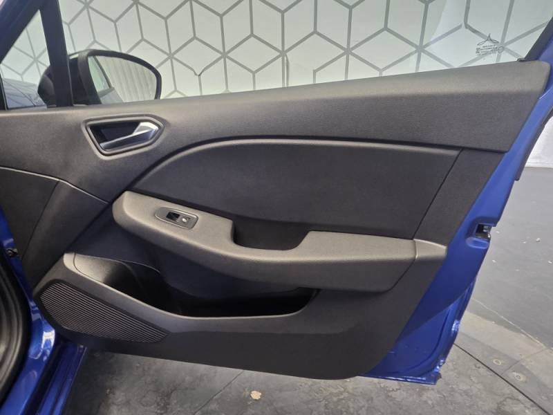 Renault Clio - Photo 20