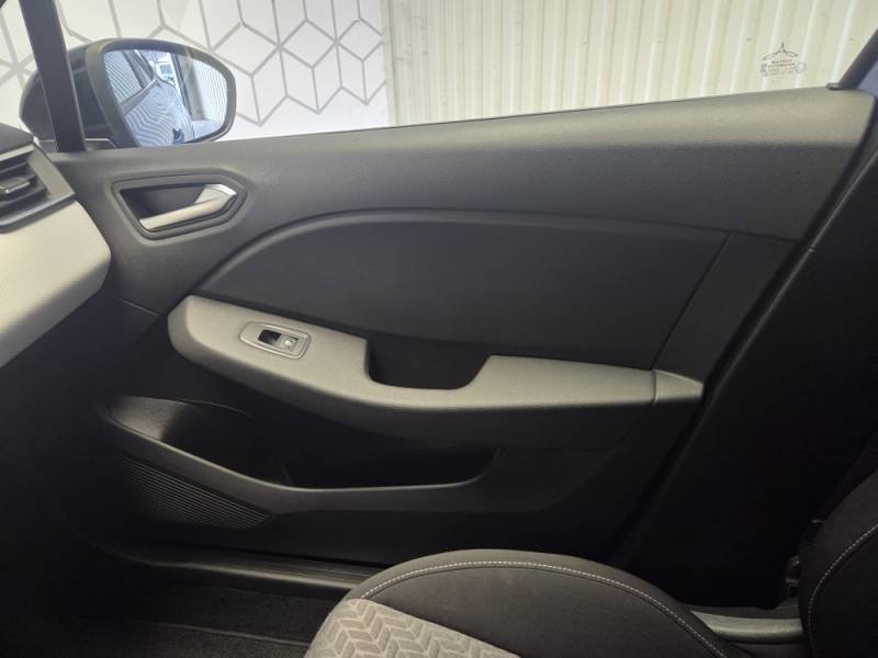 Renault Clio - Photo 35