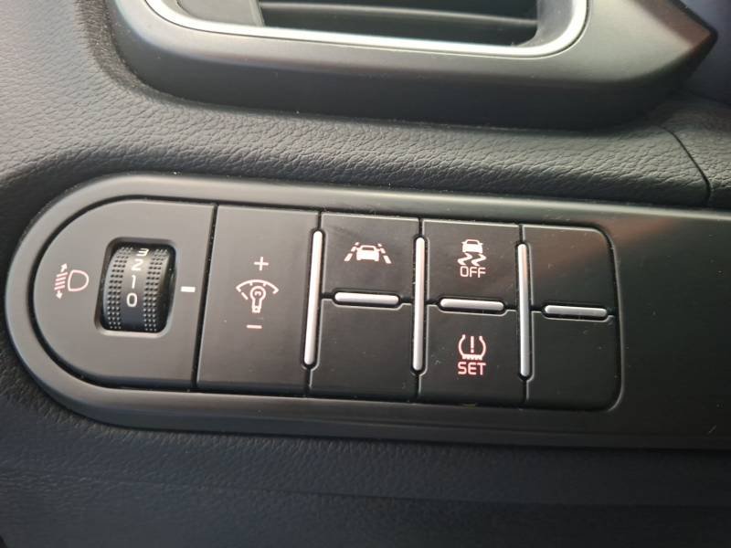 Kia Xceed - Photo 22