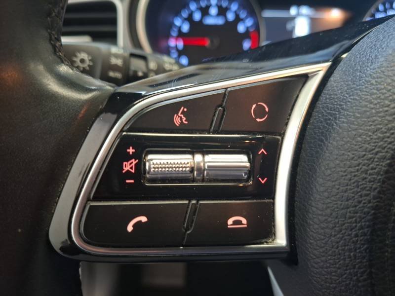 Kia Xceed - Photo 25