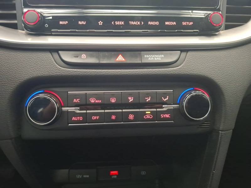 Kia Xceed - Photo 30
