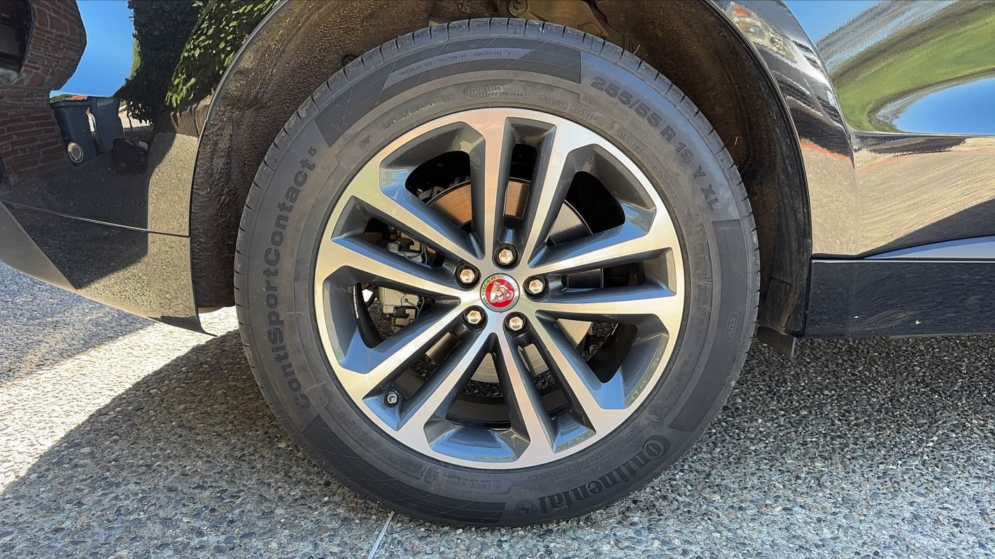 Jaguar F-Pace - Photo 16