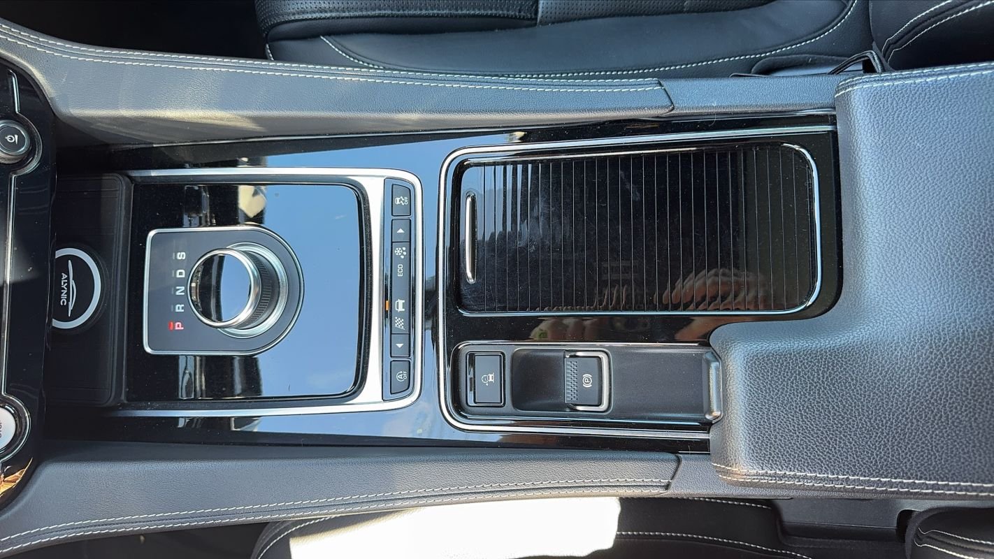 Jaguar F-Pace - Photo 27