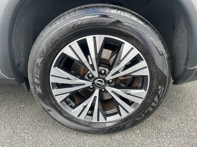 Nissan X-Trail - Photo 12