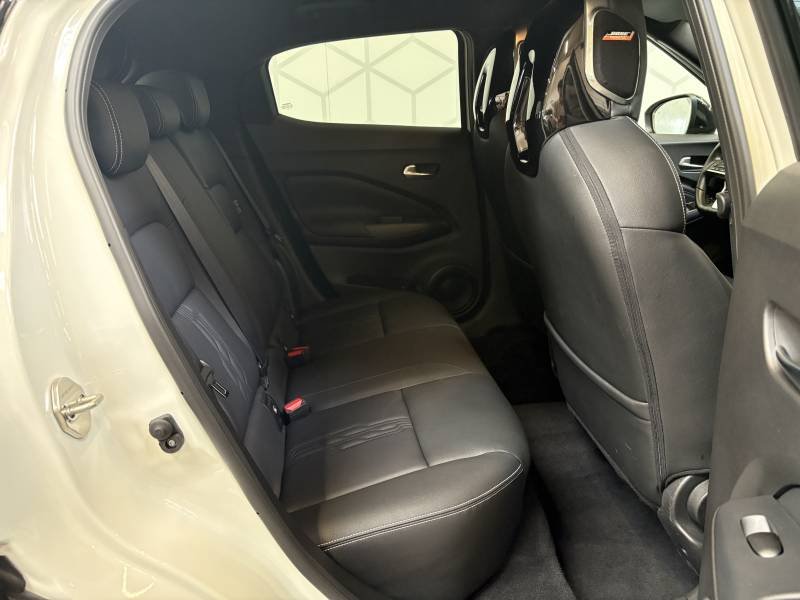 Nissan Juke - Photo 13