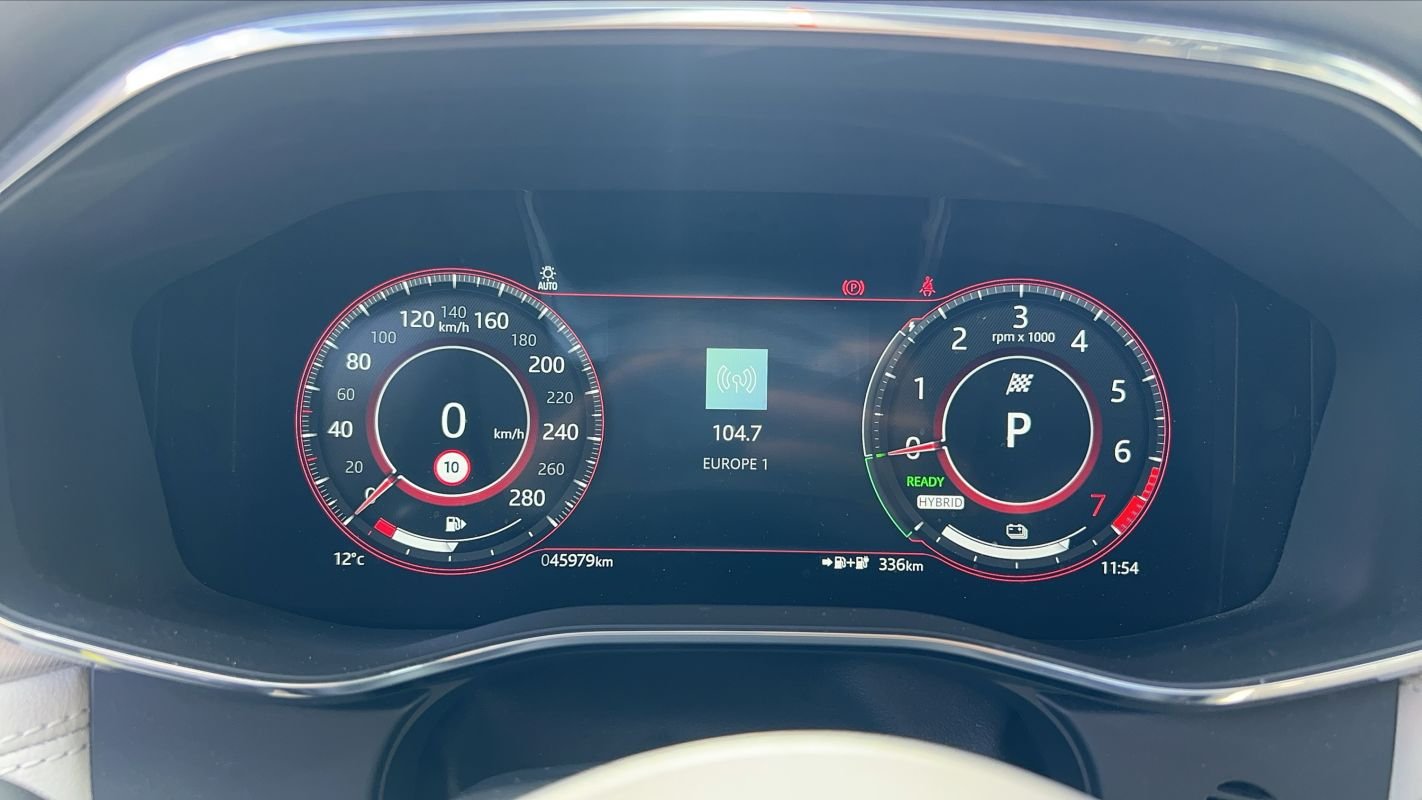 Jaguar F-Pace - Photo 12