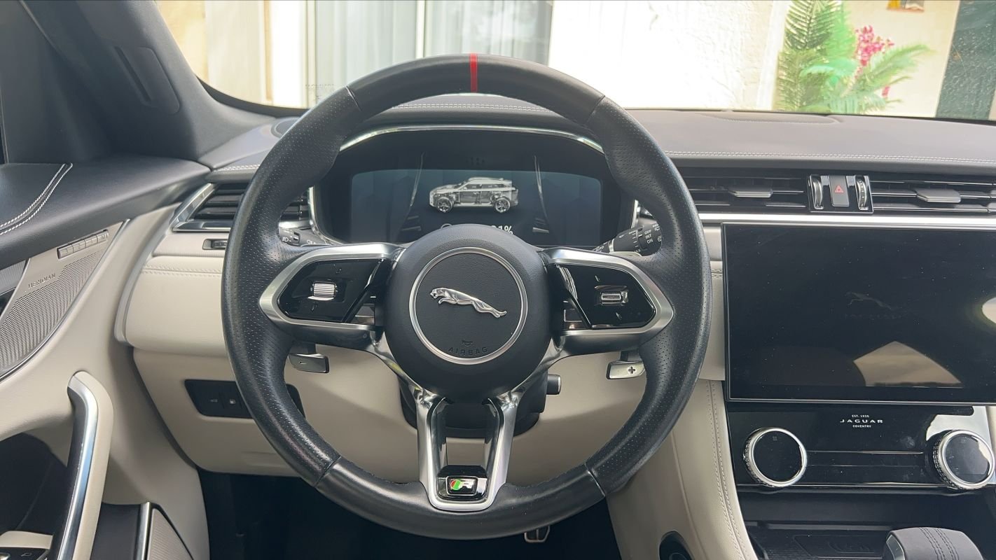 Jaguar F-Pace - Photo 22