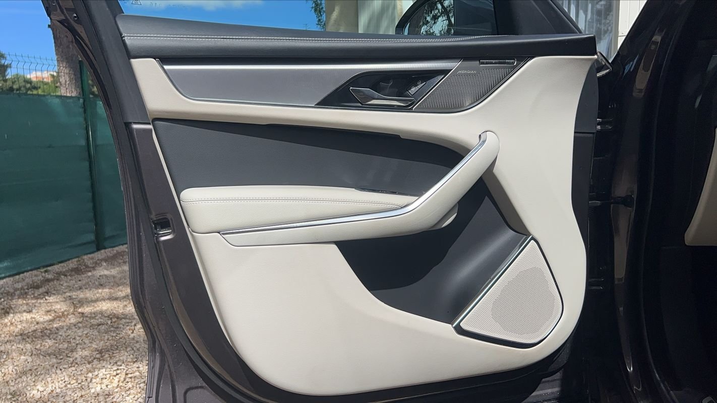 Jaguar F-Pace - Photo 7
