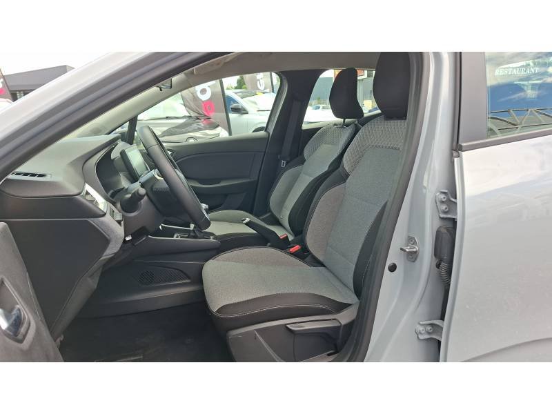 Renault Clio - Photo 23