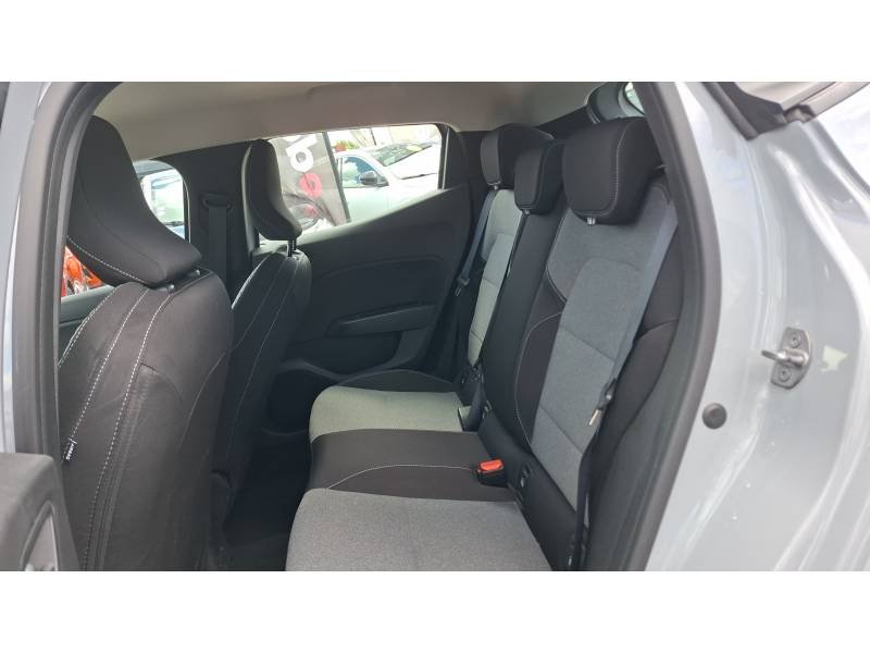 Renault Clio - Photo 25