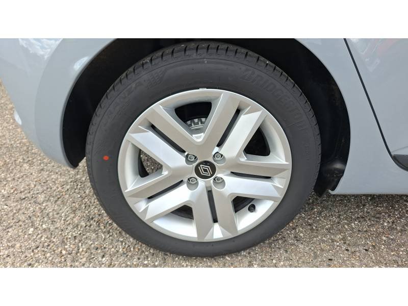 Renault Clio - Photo 28