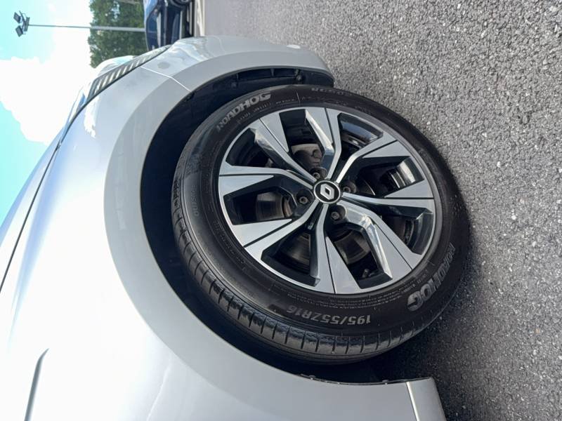 Renault Clio - Photo 15