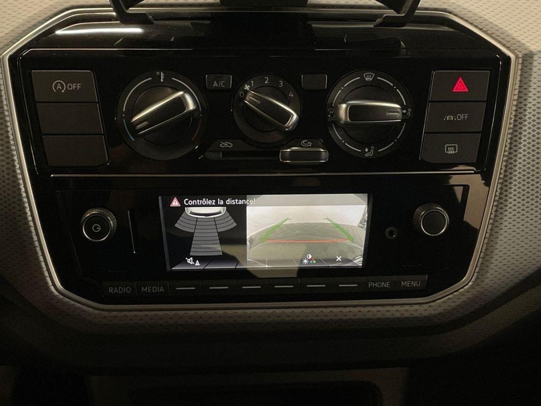 Volkswagen Up! - Photo 18