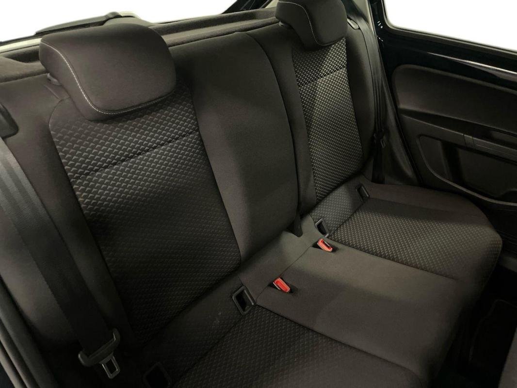 Volkswagen Up! - Photo 23