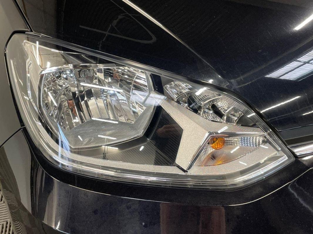 Volkswagen Up! - Photo 25