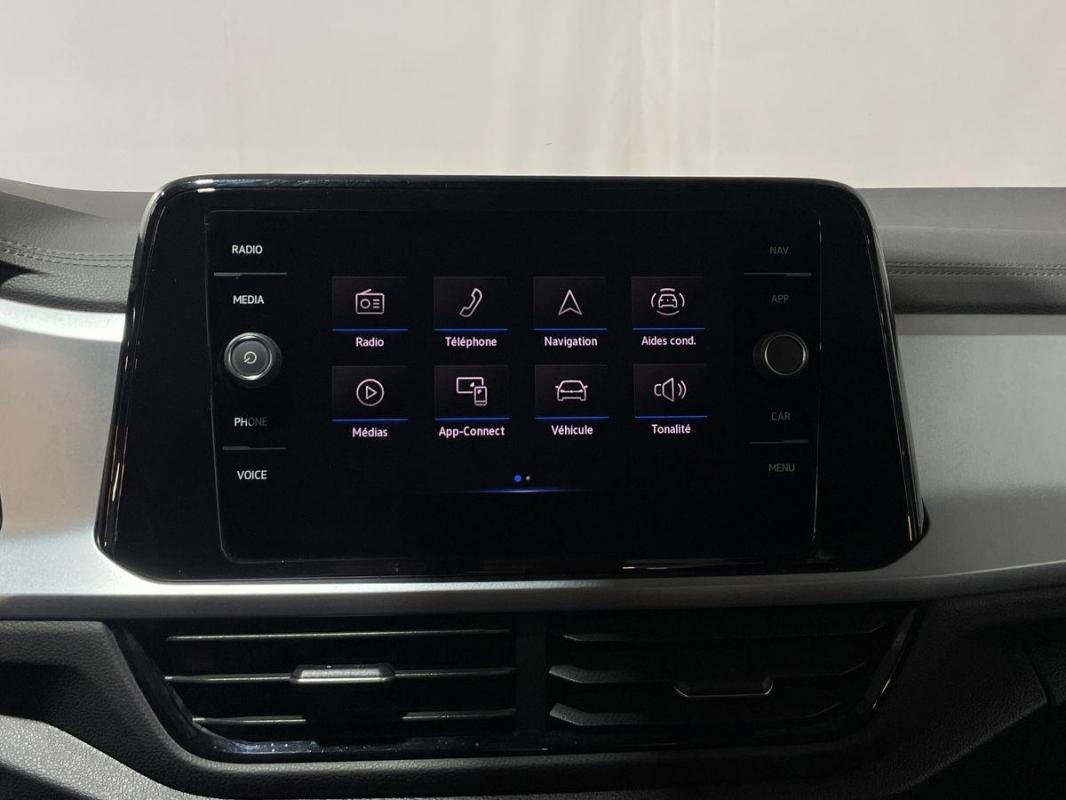 Volkswagen T-Roc - Photo 16