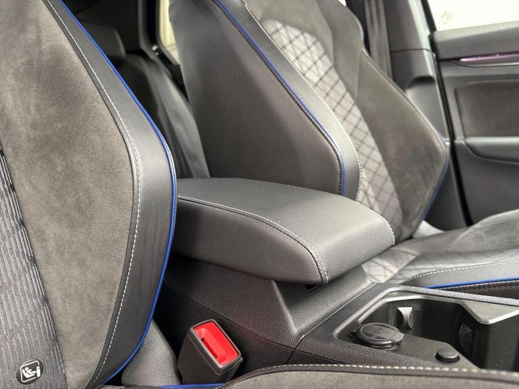 Volkswagen Golf - Photo 12