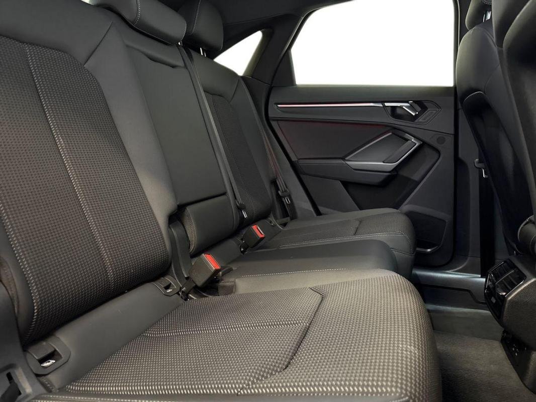 Audi Q3 Sportback - Photo 23