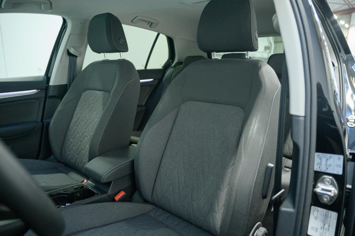 Volkswagen Golf - Photo 4