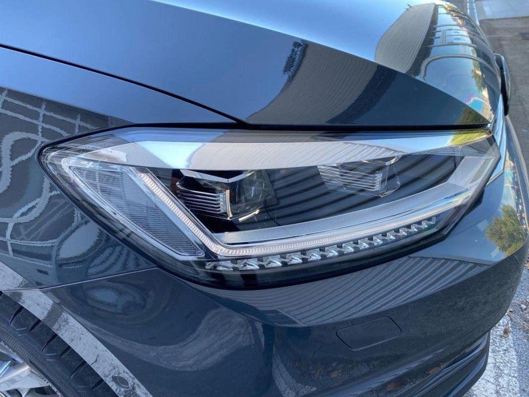 Volkswagen Touran - Photo 13