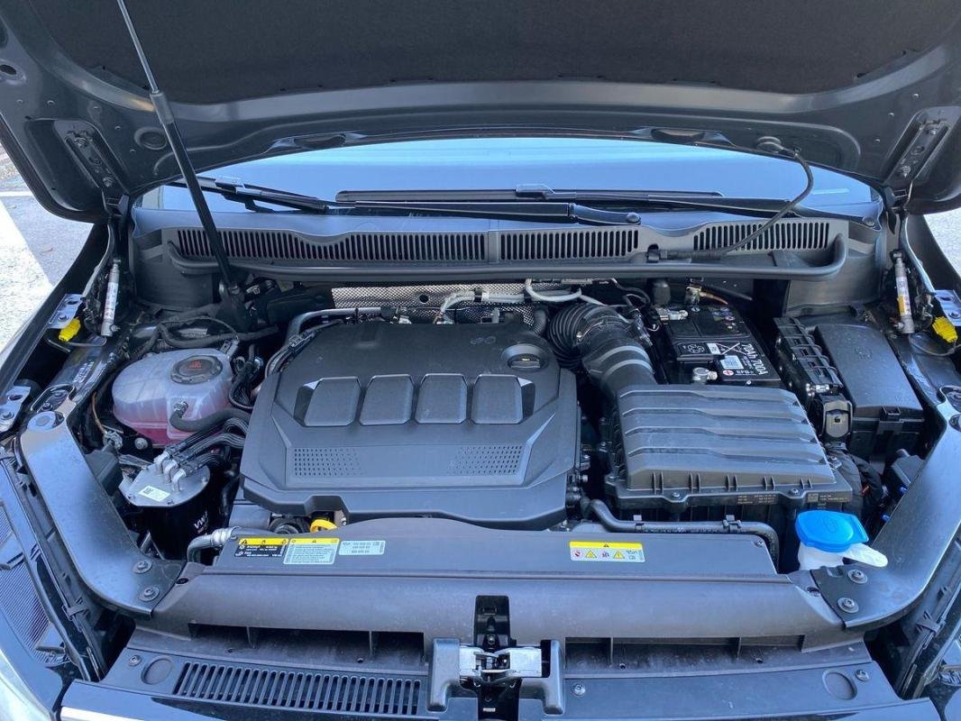 Volkswagen Touran - Photo 20