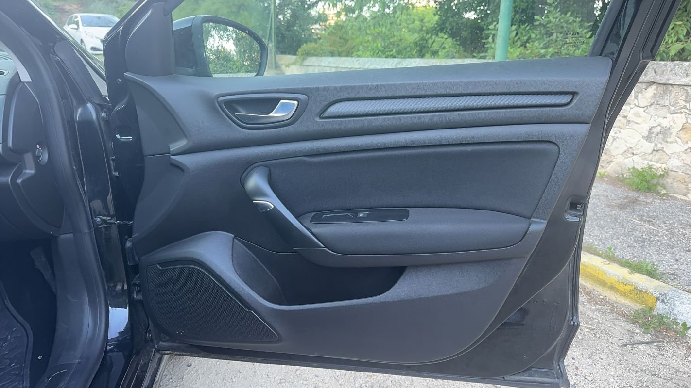 Renault Mégane - Photo 23