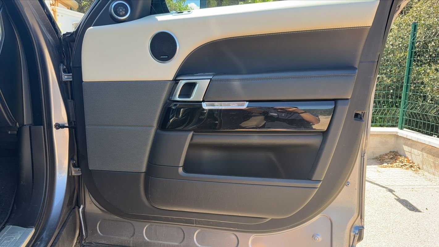 Land Rover Range Rover Sport - Photo 22