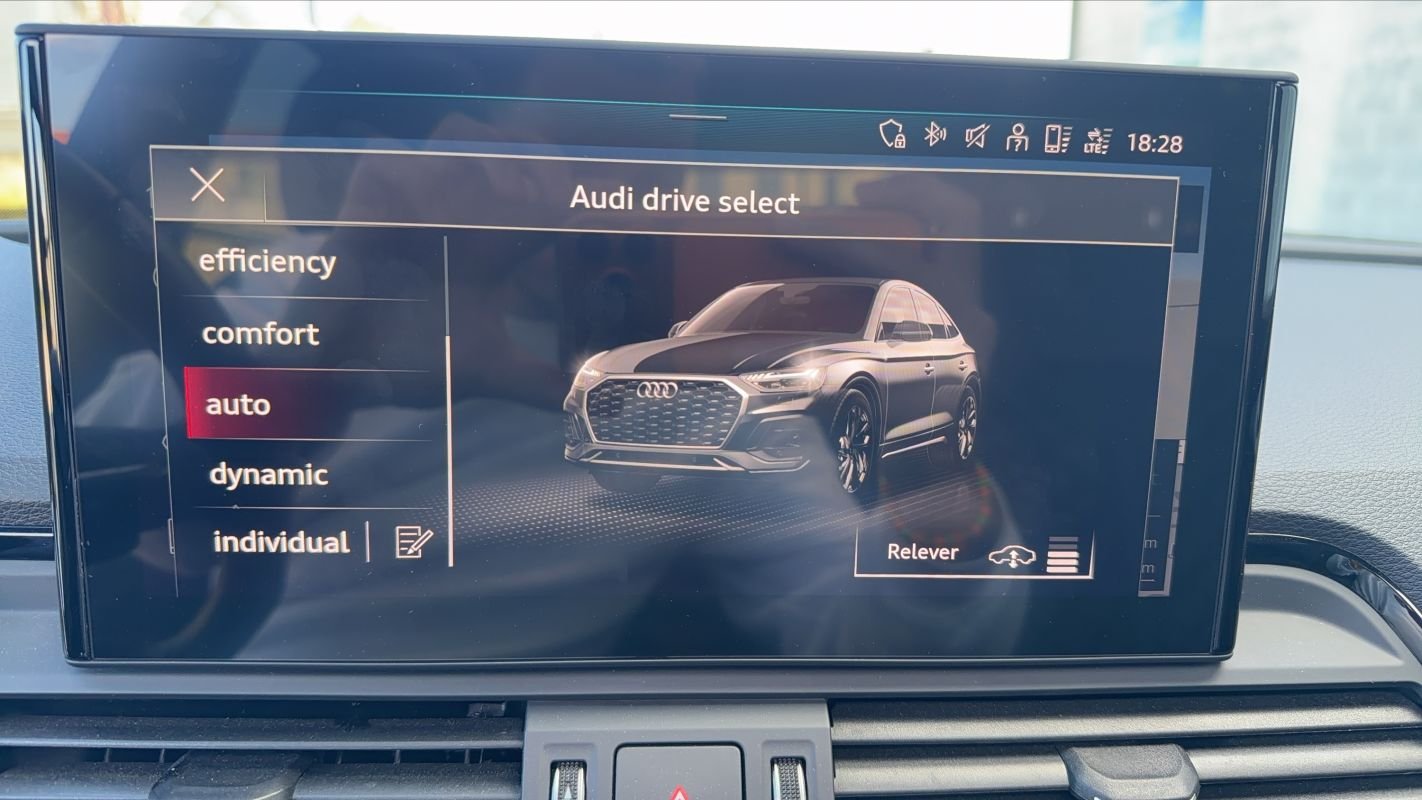 Audi Q5 Sportback - Photo 28
