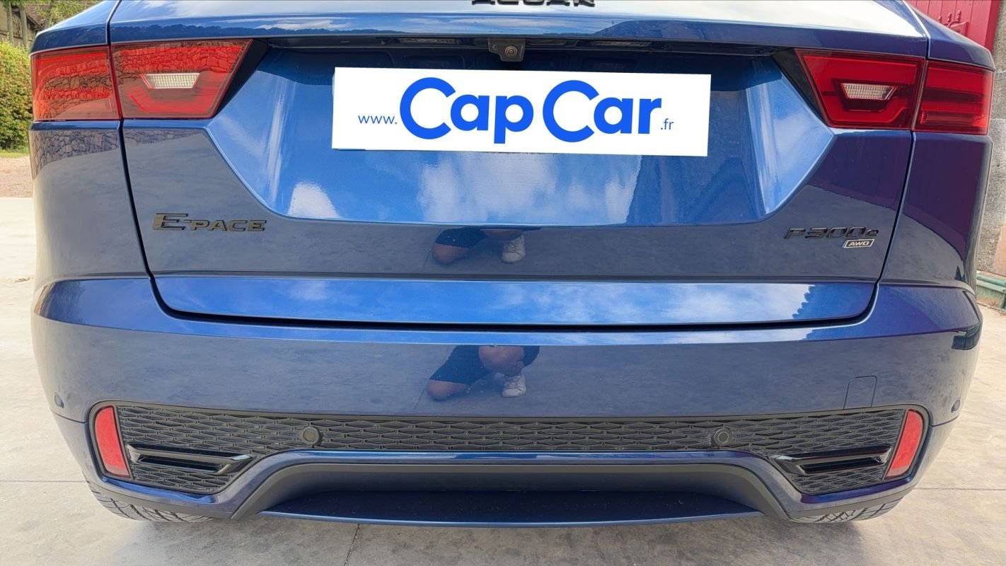 Jaguar E-PACE - Photo 21