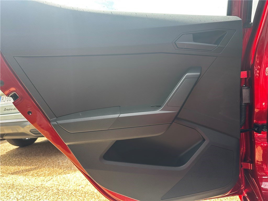 Seat Ibiza - Photo 11